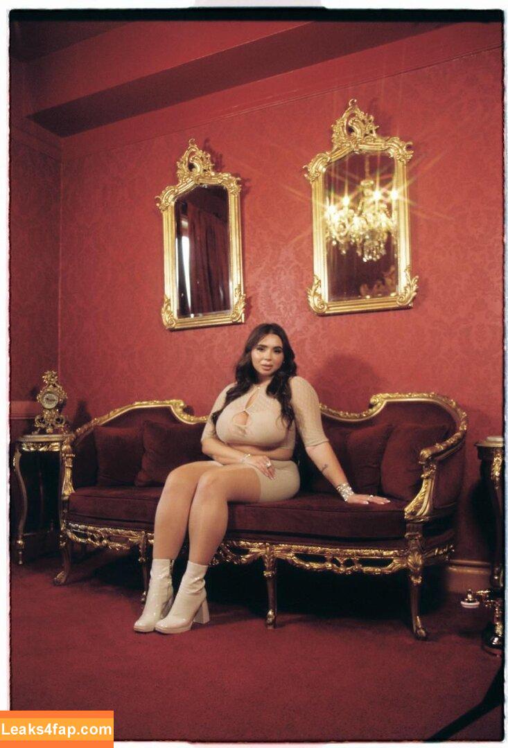 Mila Santos /  leaked photo photo #0003