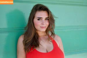 Mila Santos photo #0004