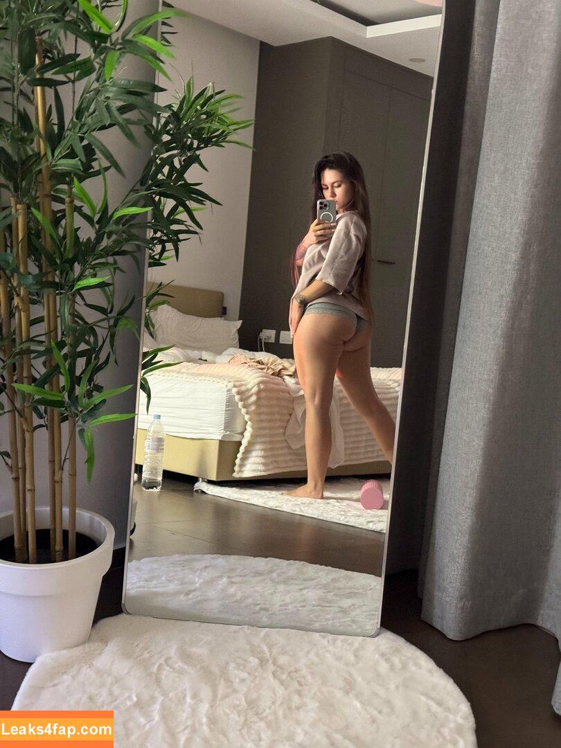 olesyaliberman / olesya liberman / spoiledbratcat leaked photo photo #0039