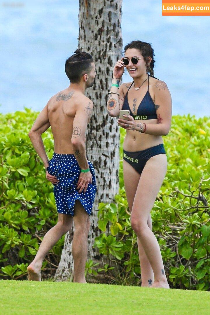 Paris Jackson /  leaked photo photo #0011
