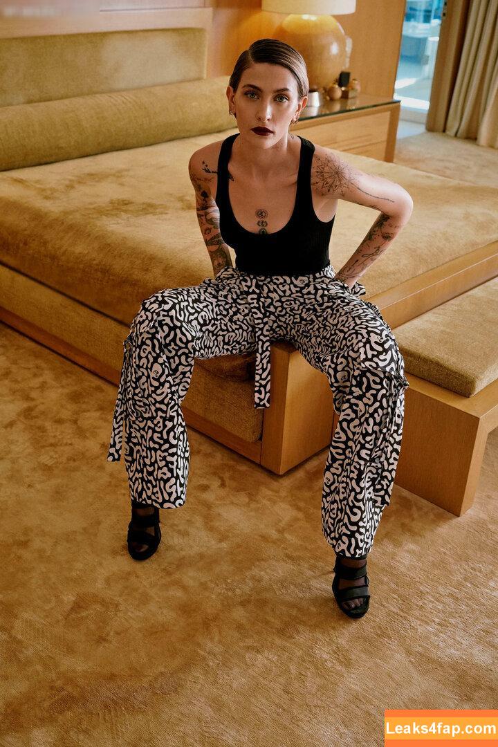 Paris Jackson /  leaked photo photo #0036