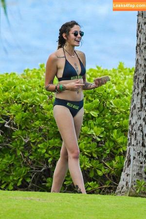 Paris Jackson photo #0013