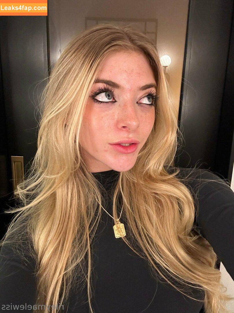 rileymaelewis / rileylewiss_ leaked photo photo #0018