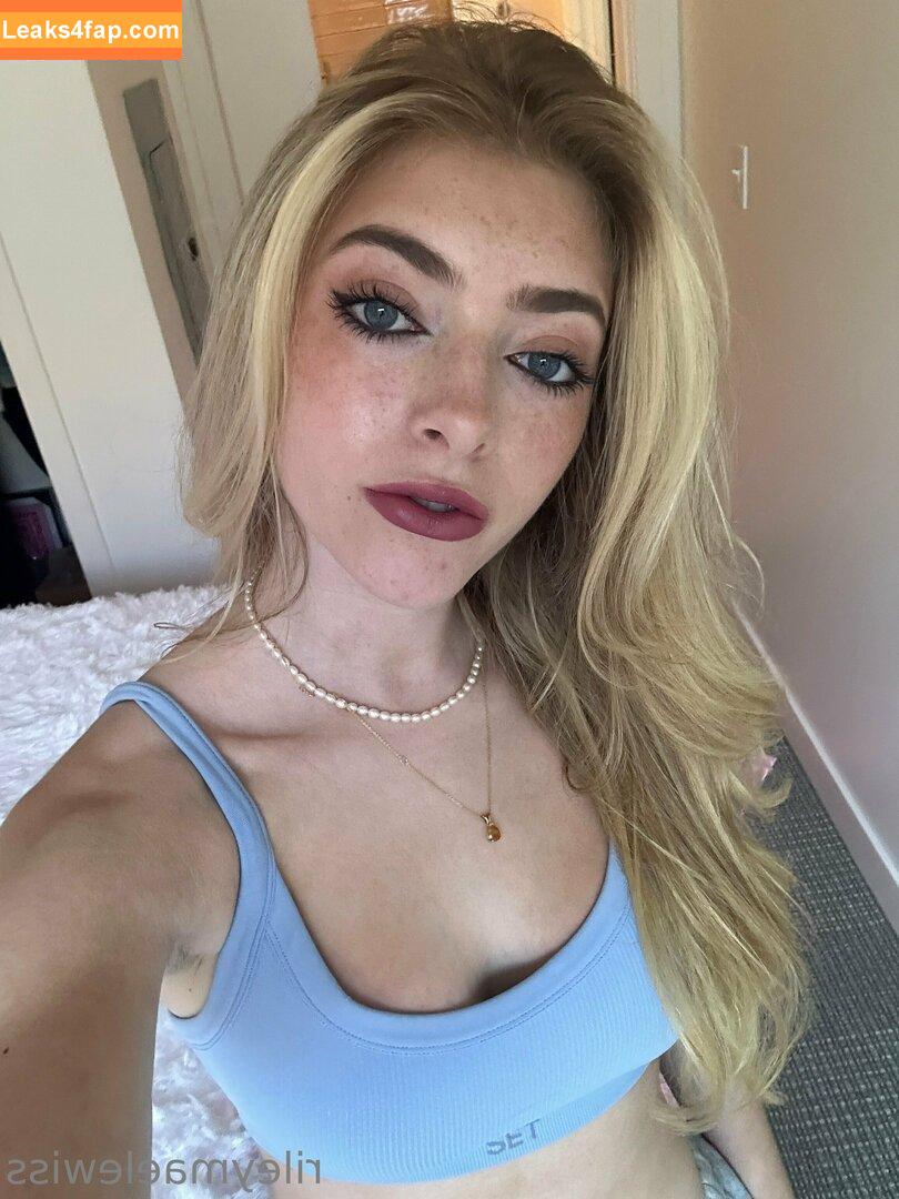 rileymaelewis / rileylewiss_ leaked photo photo #0027