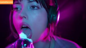 SkepticalPickle ASMR photo #0003