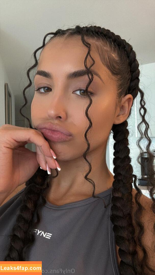 thaliamatos /  leaked photo photo #0002