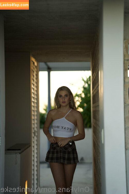 Vanessa Teske / vanniteske leaked photo photo #0054