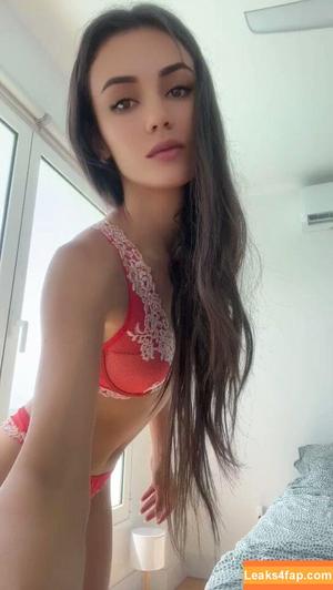 Zoe Evans photo #0018