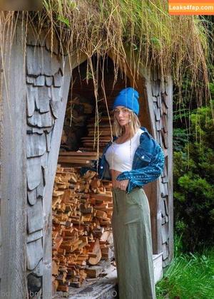 Sara Jean Underwood фото #0003
