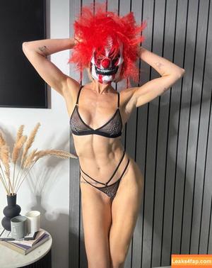 Sarah Jayne Dunn photo #0163