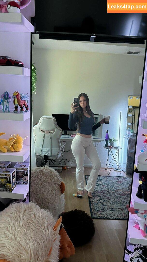 Malayaax / Sophieraiin / malayaaaxx leaked photo photo #0014