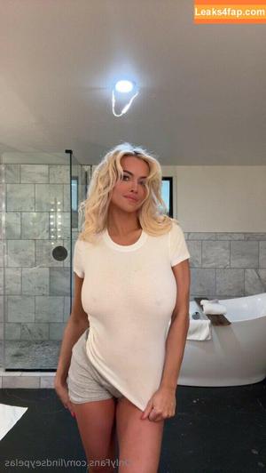 Lindsey Pelas photo #0019