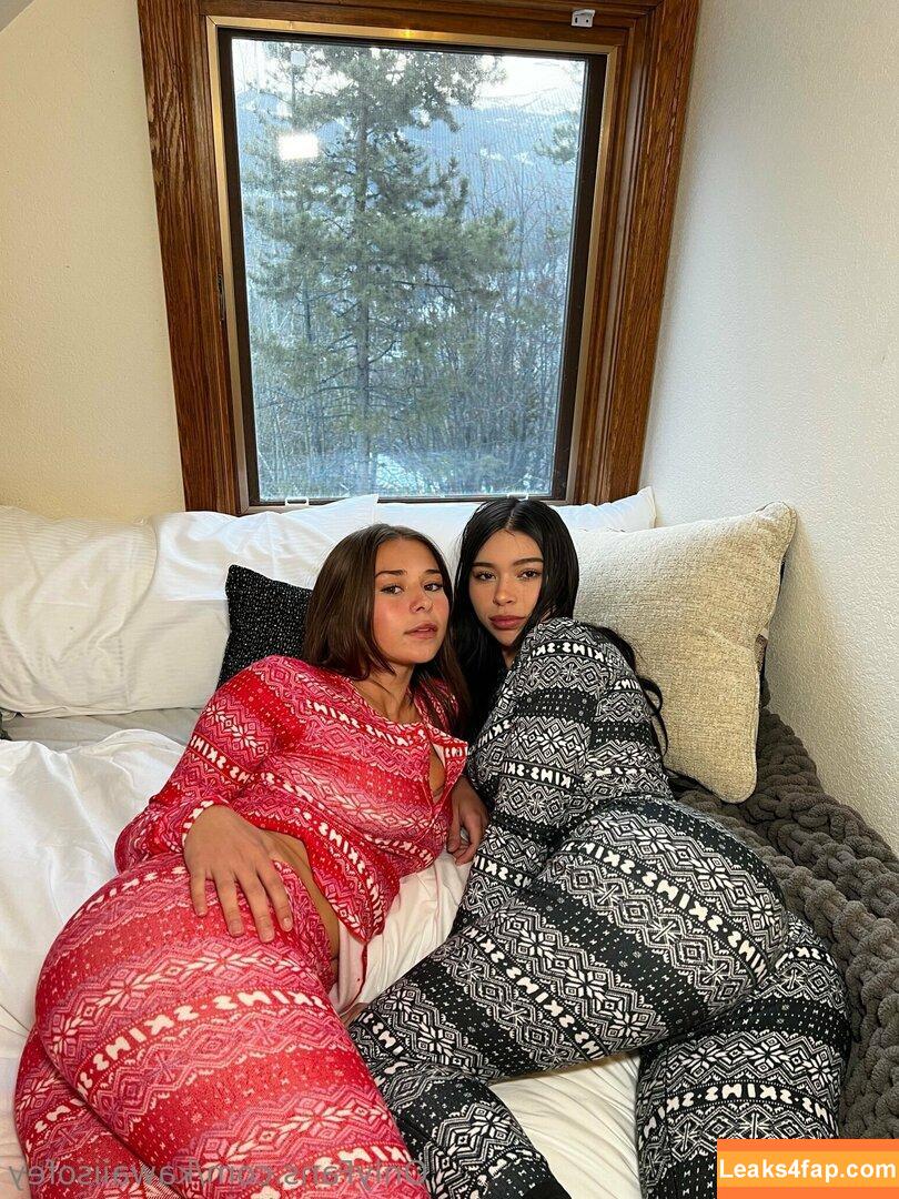 Malayaax / Sophieraiin / malayaaaxx leaked photo photo #0021