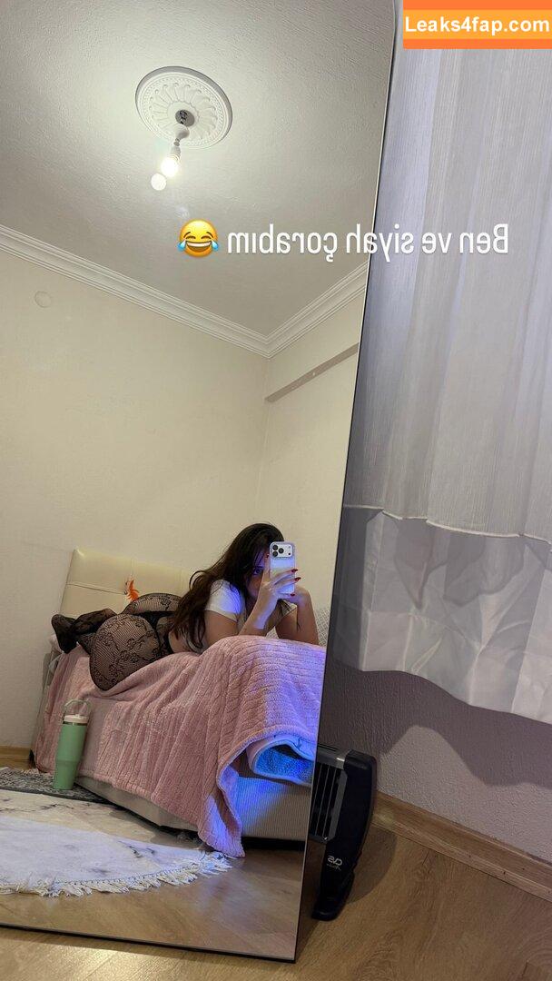 1itsmenazli /  leaked photo photo #0015