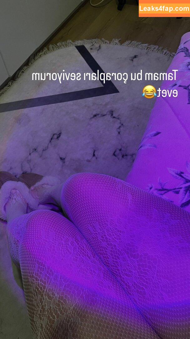 1itsmenazli /  leaked photo photo #0019