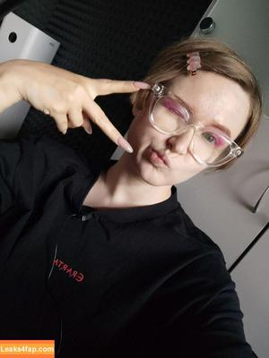 4iipainters_cosplay photo #0021