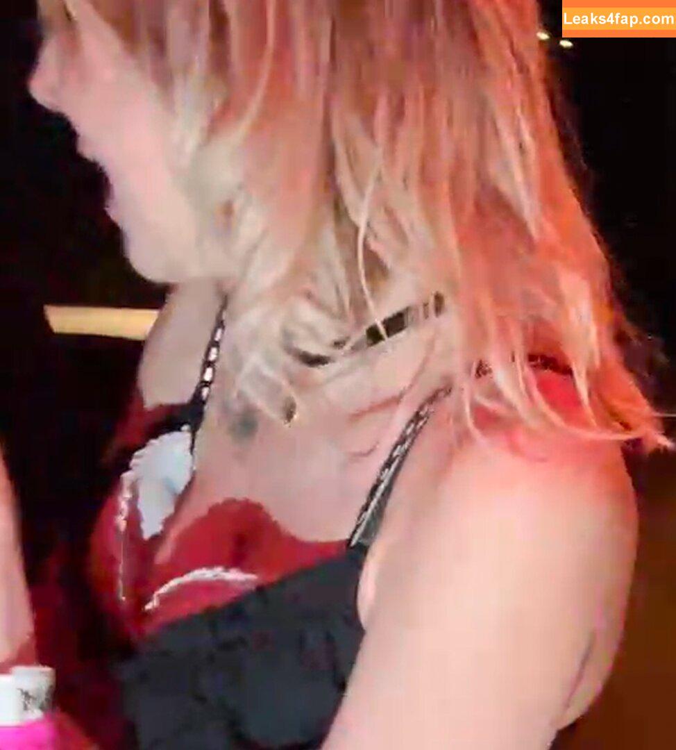 4illersha / evil_foxyy leaked photo photo #0038