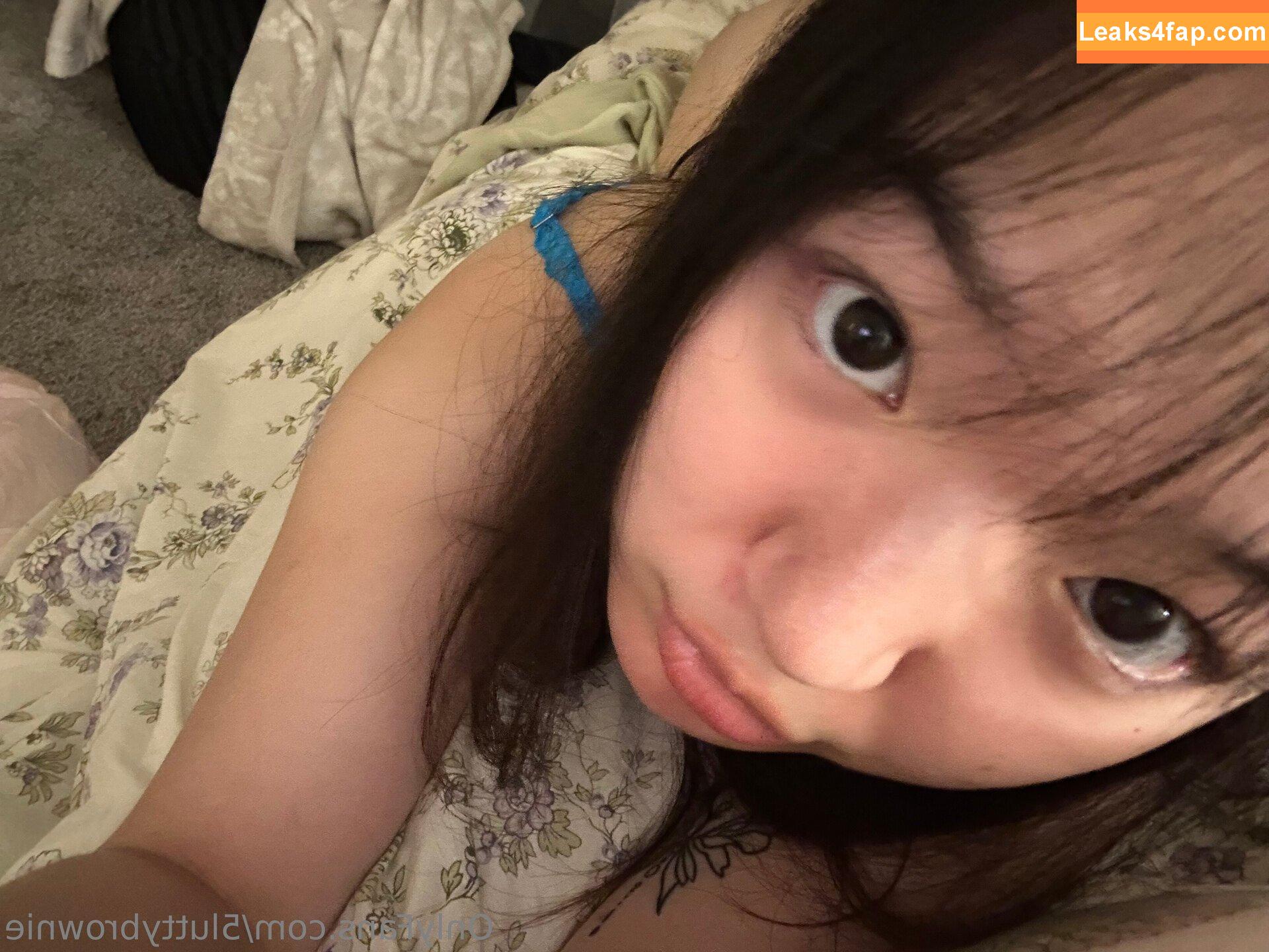 5luttybrownie /  leaked photo photo #0001