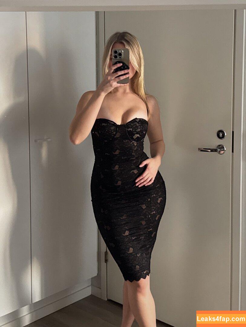 1rtonamu / sara.manner leaked photo photo #0074