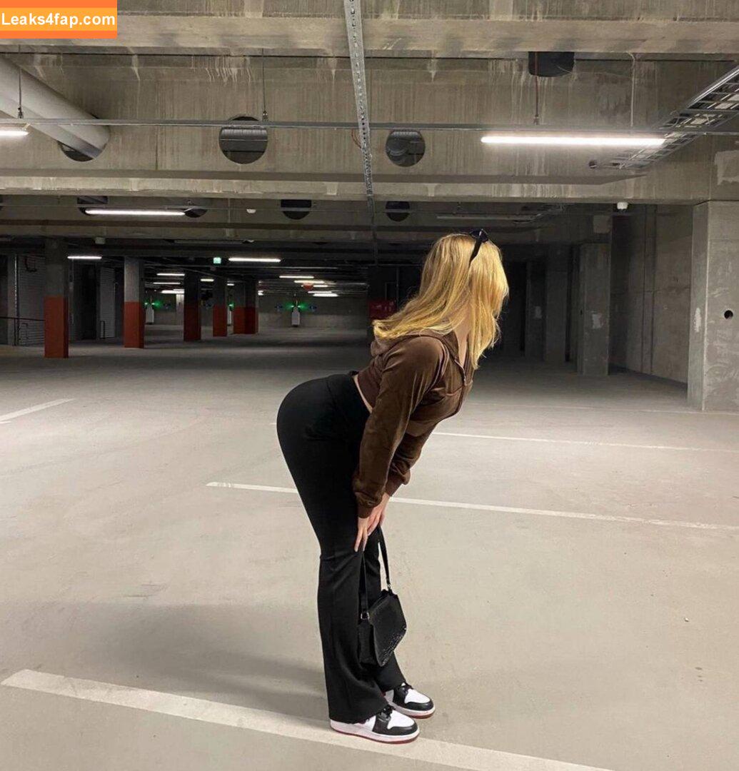 1rtonamu / sara.manner leaked photo photo #0081