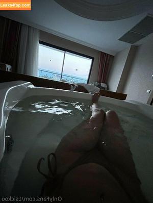 1sickoo photo #0137