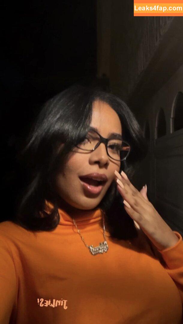 2sandz /  leaked photo photo #0098