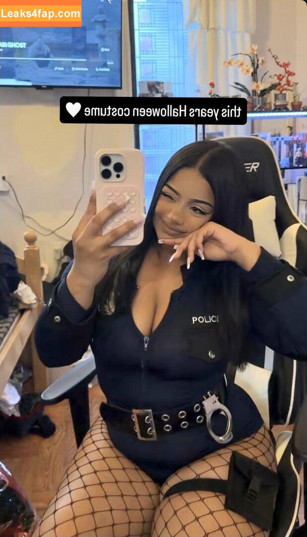 A.vriell leaked photo photo #0131