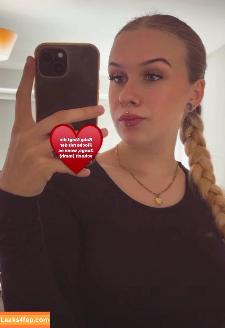 _a_x_n_x / Anna leaked photo photo #0016