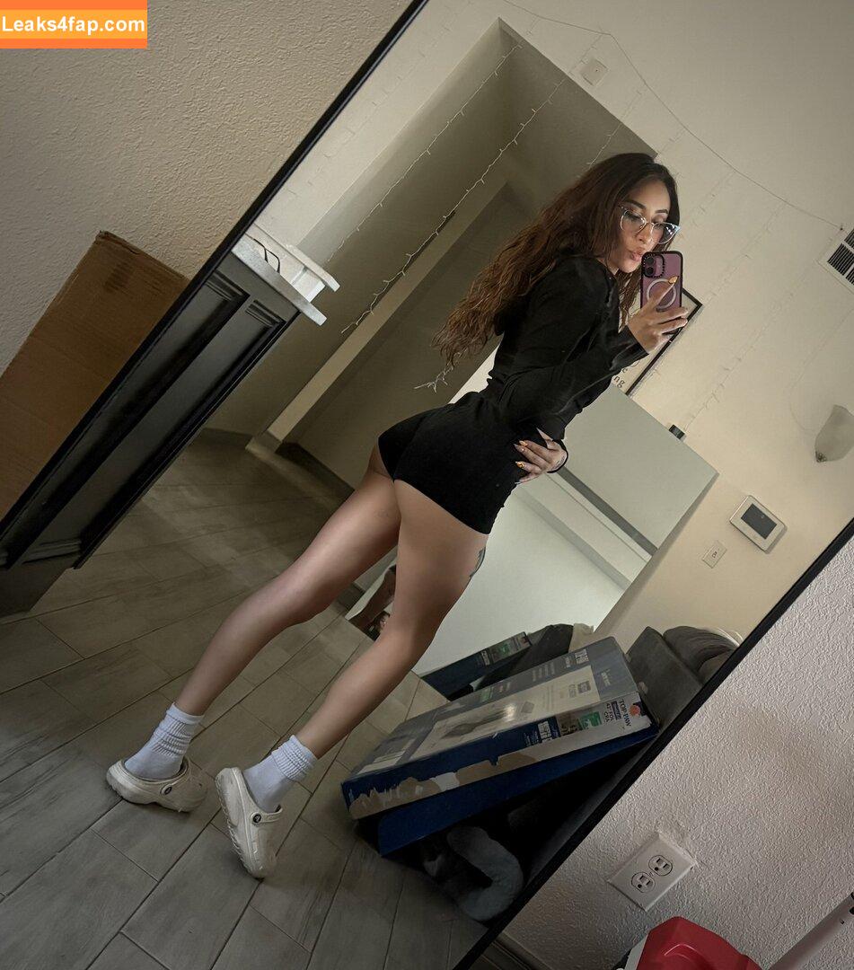 aaaaliyahhh / aaaaliyahhh._ leaked photo photo #0015