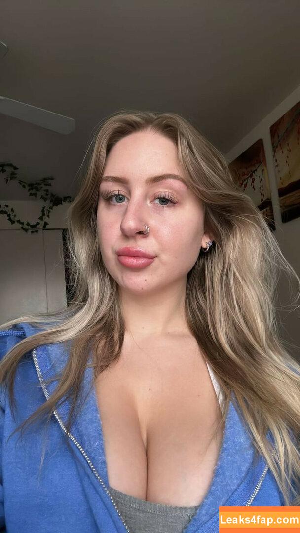 aaambersssmith / aaamberssmith / notasobviouslyy leaked photo photo #0003