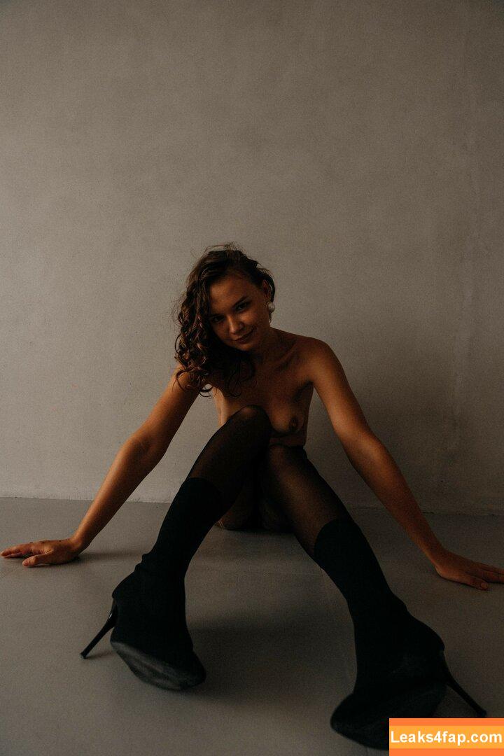 Aagrus / viewhub.cc model young russian model leaked photo photo #0128