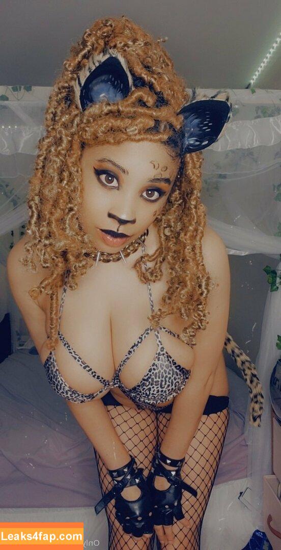 aaimztako /  leaked photo photo #0073