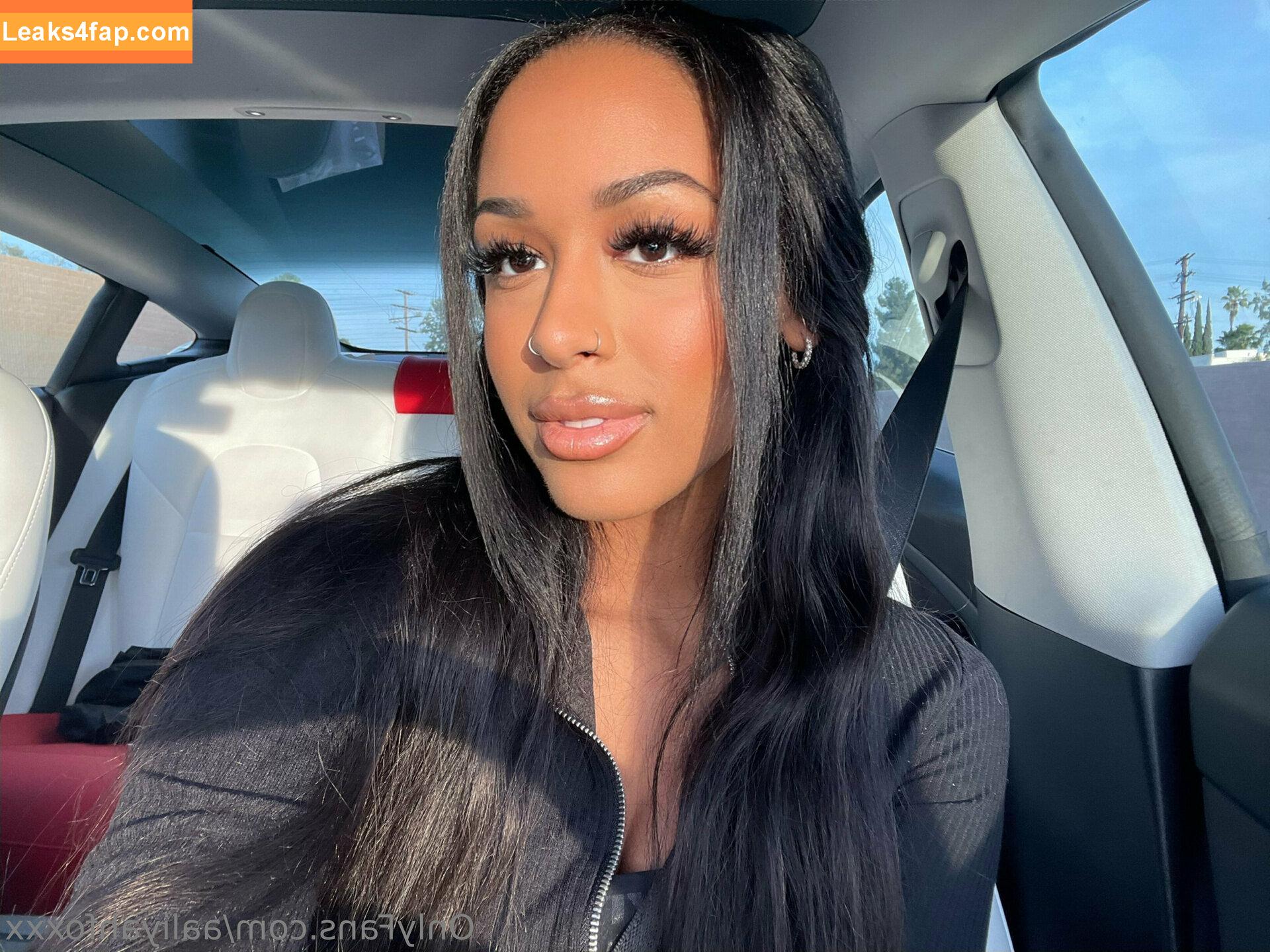 Aaliyah Foxxx / FoxxAaliyah / aaliyahfoxxofficial / aaliyahfoxxx leaked photo photo #0036