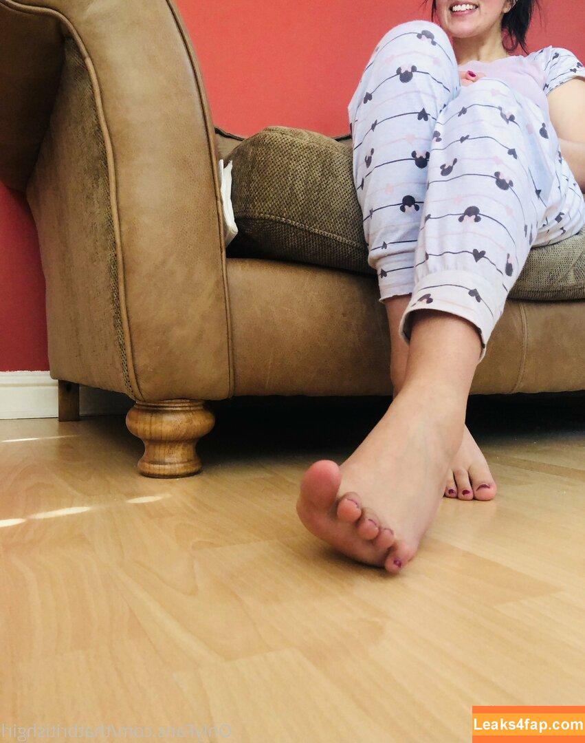 Aaliyah Yasin / _thatbritishcouple / https: / thatbritishg1rl leaked photo photo #0243