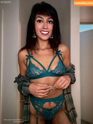 Aaliyah Yasin photo #0717