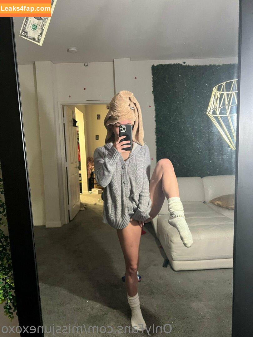 aaliyahcruz00 / aaliyahfuckingcruz leaked photo photo #0022