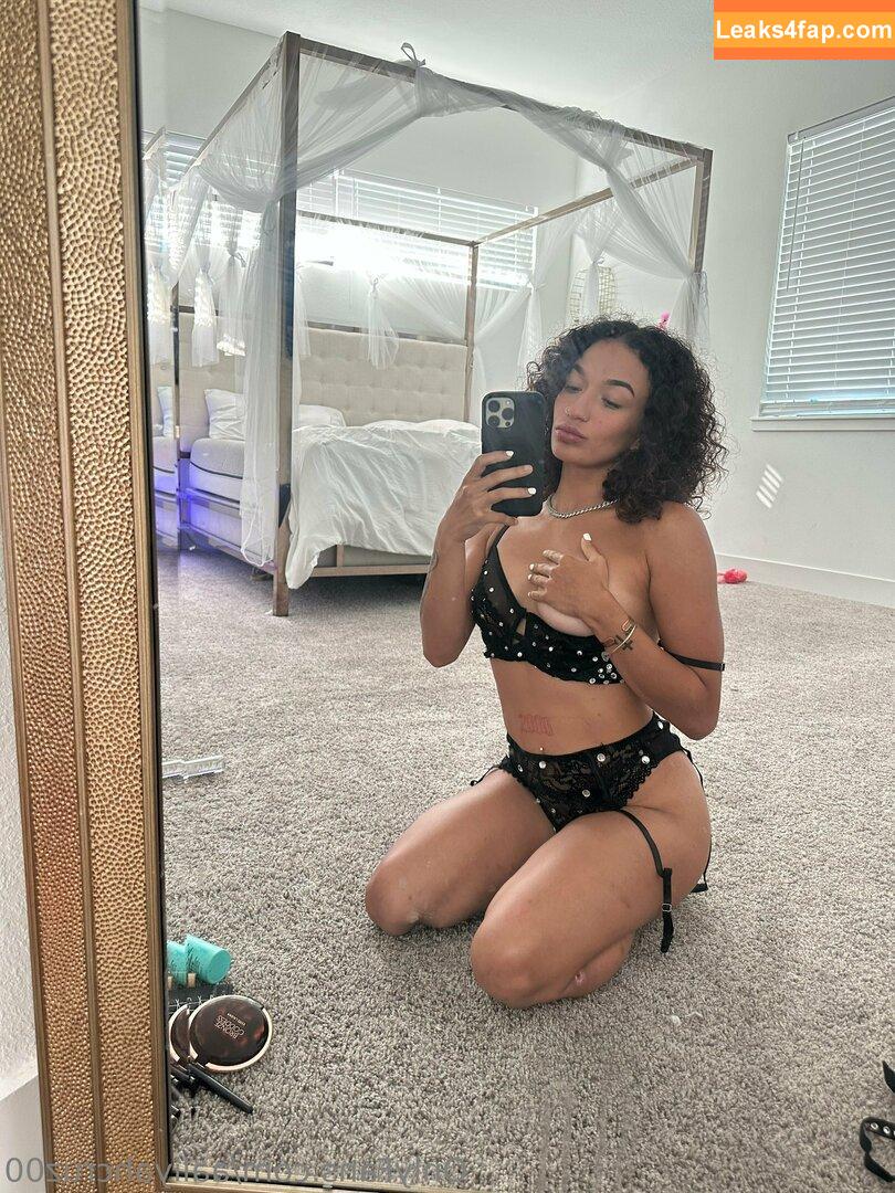 aaliyahcruz00 / aaliyahfuckingcruz leaked photo photo #0046