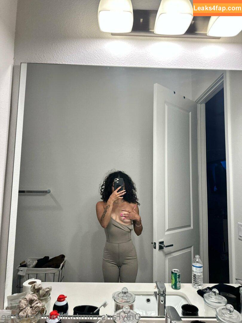 aaliyahfncruzfree / aaliyahfuckingcruz leaked photo photo #0008