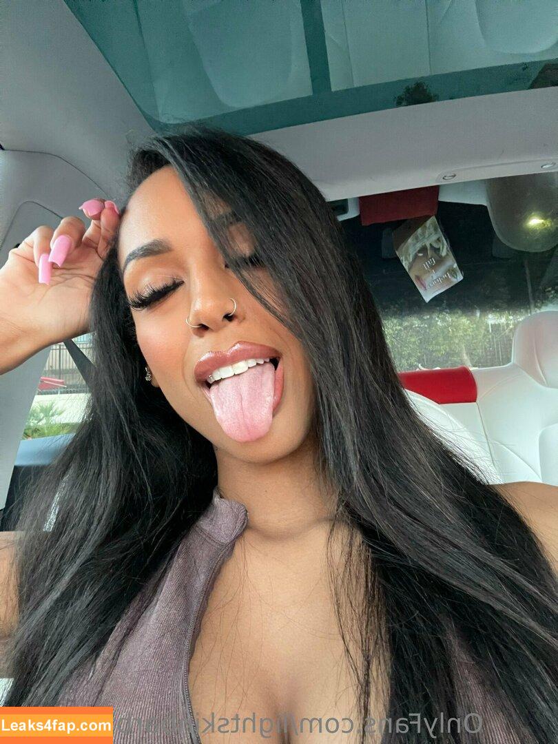 aaliyahfoxxx / aaliyah.foxx leaked photo photo #0079