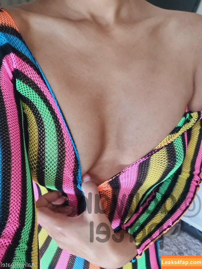 aaliyahlrose / aaliyahrosemusic leaked photo photo #0036