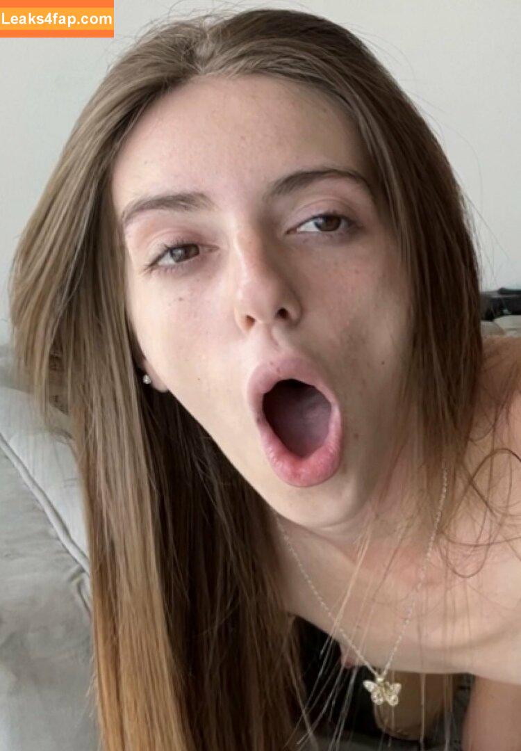 aaliyahmilann /  leaked photo photo #0003