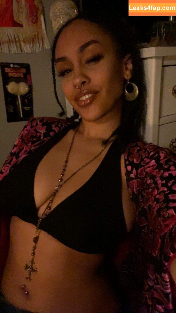 Aaliyeezy / theallierae leaked photo photo #0128