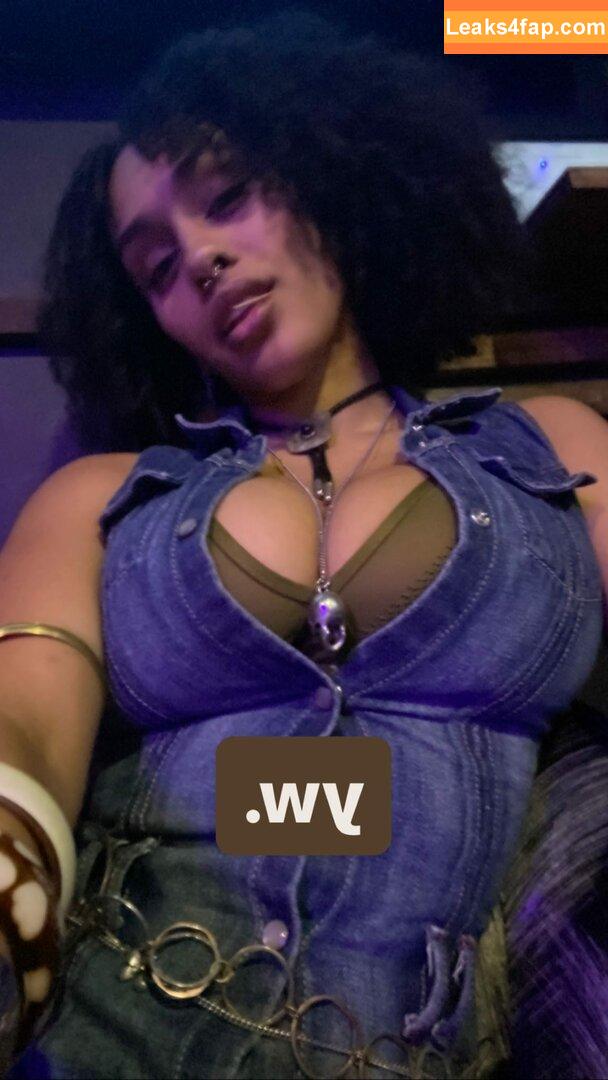 Aaliyeezy / theallierae leaked photo photo #0170