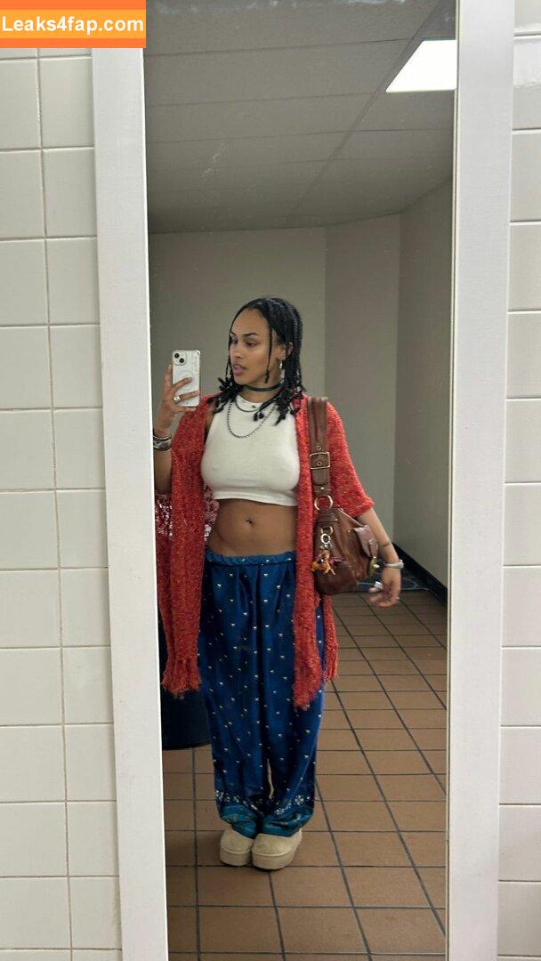 Aaliyeezy / theallierae leaked photo photo #0256
