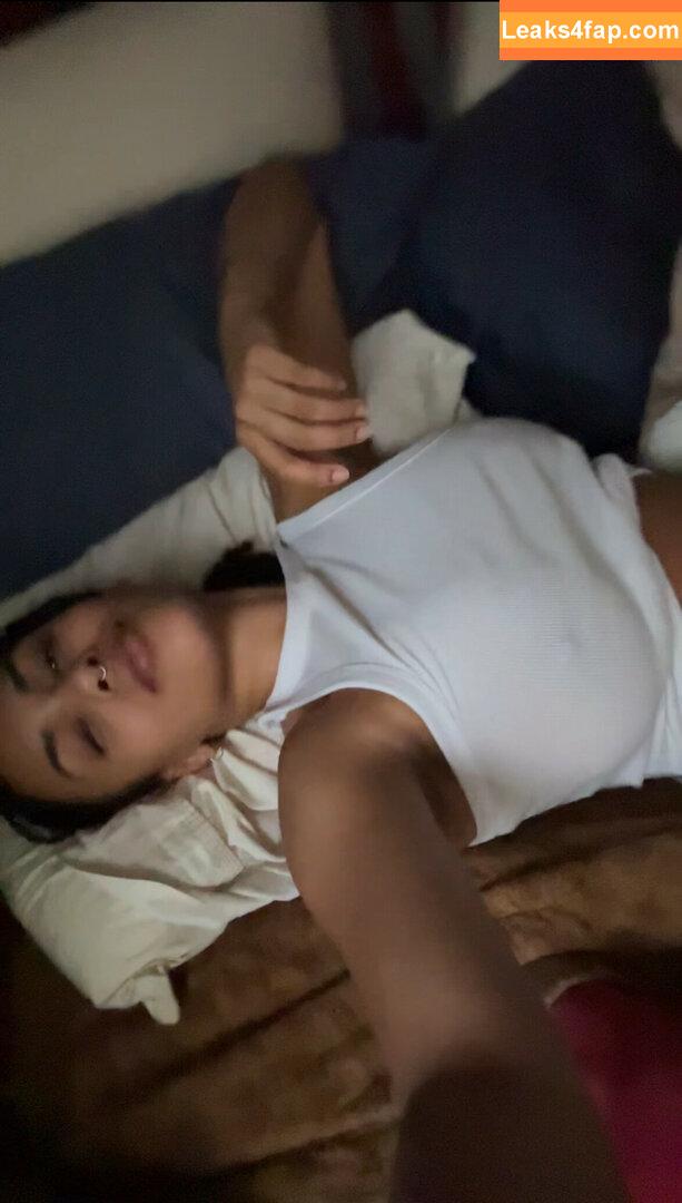 Aaliyeezy / theallierae leaked photo photo #0281