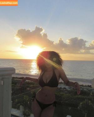 Aaliyeezy photo #0150