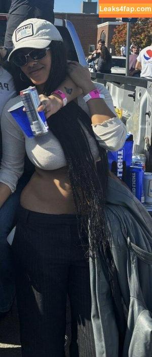 Aaliyeezy photo #0374