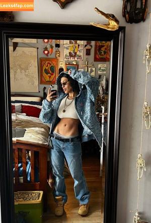 Aaliyeezy photo #0448
