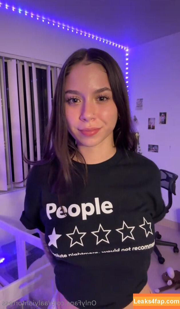 aalyiahtorress / aalyiahtorres leaked photo photo #0024