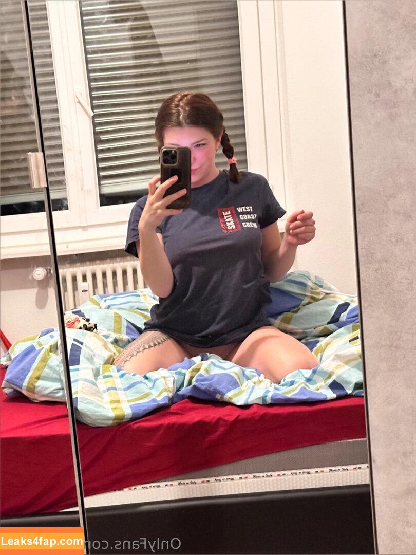 aambrixx / aambrixx_ leaked photo photo #0006